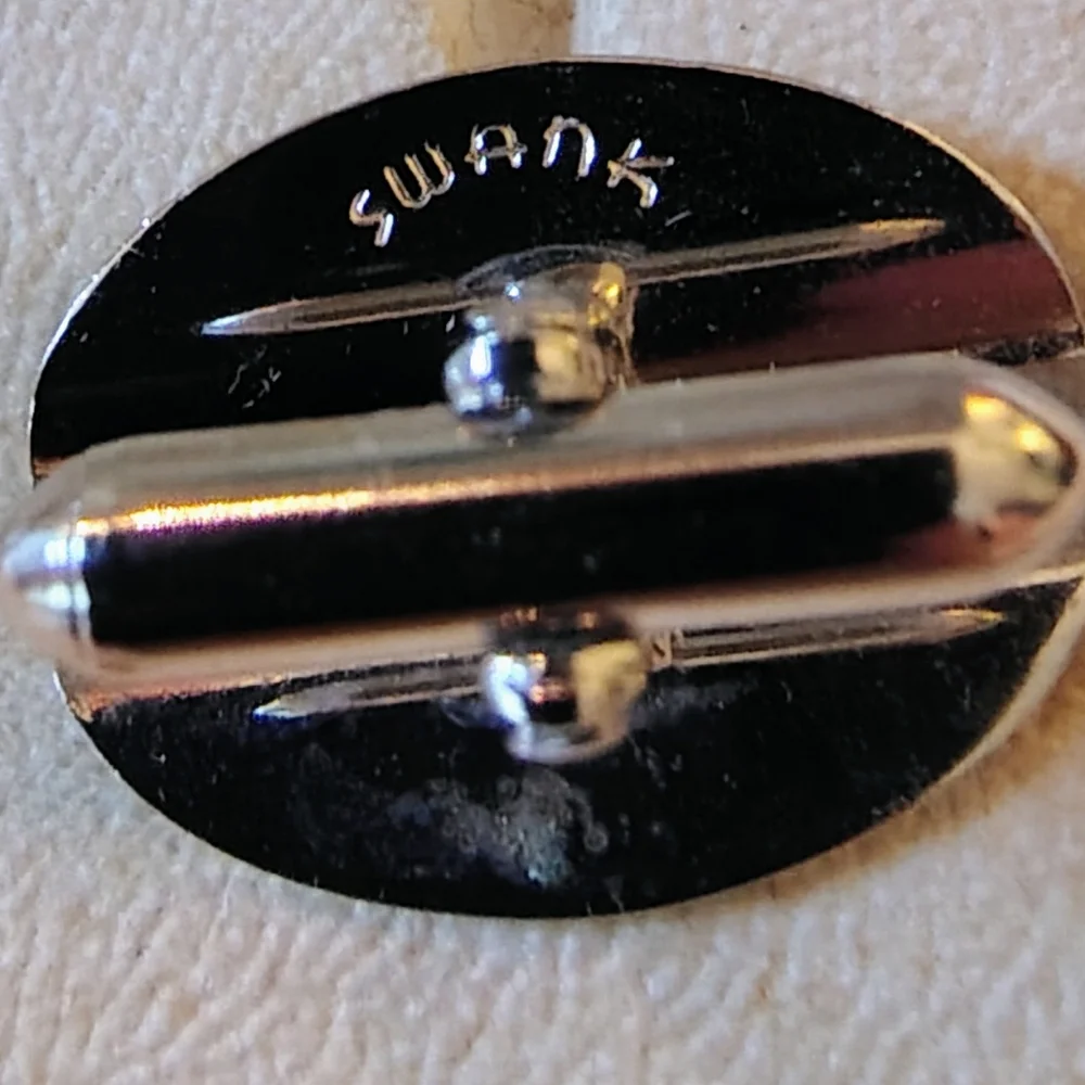 Vintage SWANK Black and Silver Tone Cuff Links